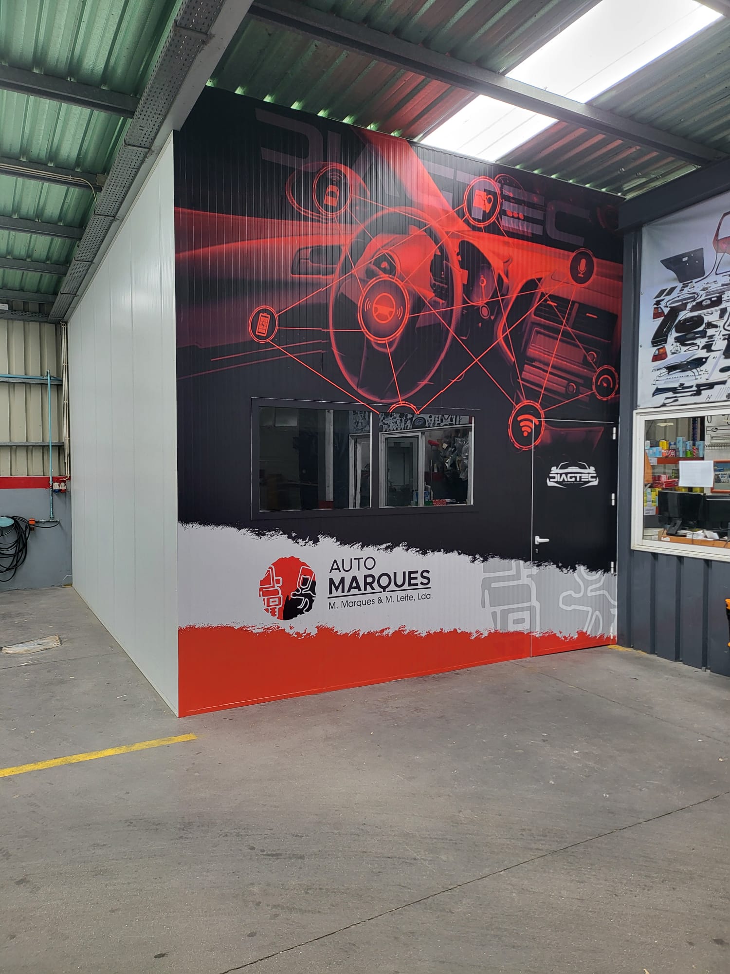 Auto Marques — Decoração de Montra